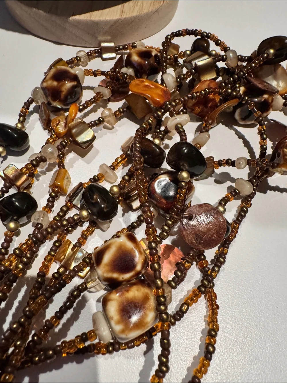 Vintage Brown and Amber tone Beaded and shell Women's Necklace - Picture 10 of 12